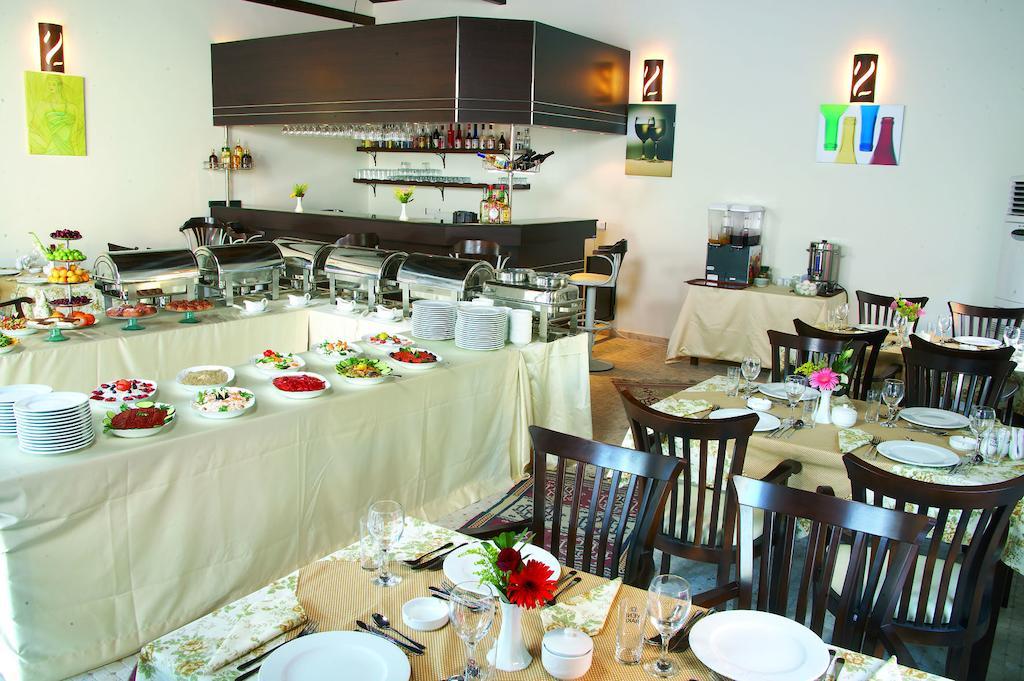 Bacahan Hotel Алтынолук Экстерьер фото